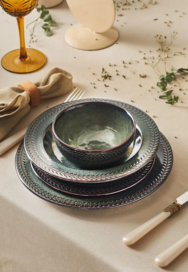 Karaca Basak Reactive 24 Pieces Dinner Set