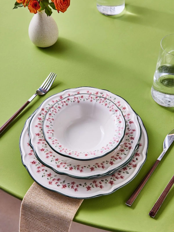 Karaca Piraye 24 Pieces 6 Person Dinnerware Set, Multicolor