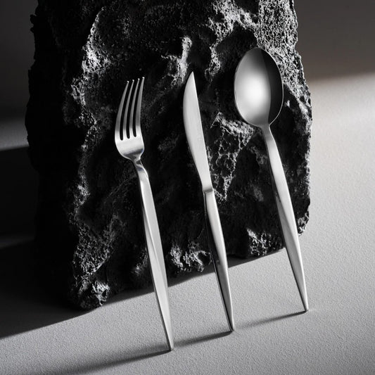 KARACA X SARIYER DESIGN 316 ELEGANCE SARIYER PLATINUM 84-PIECE CUTLERY SET FOR 12 PEOPLE