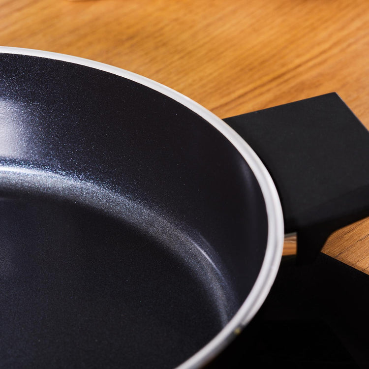 KARACA SWISS CRYSTAL DEEP SAUCEPAN, 30 CM BLACK