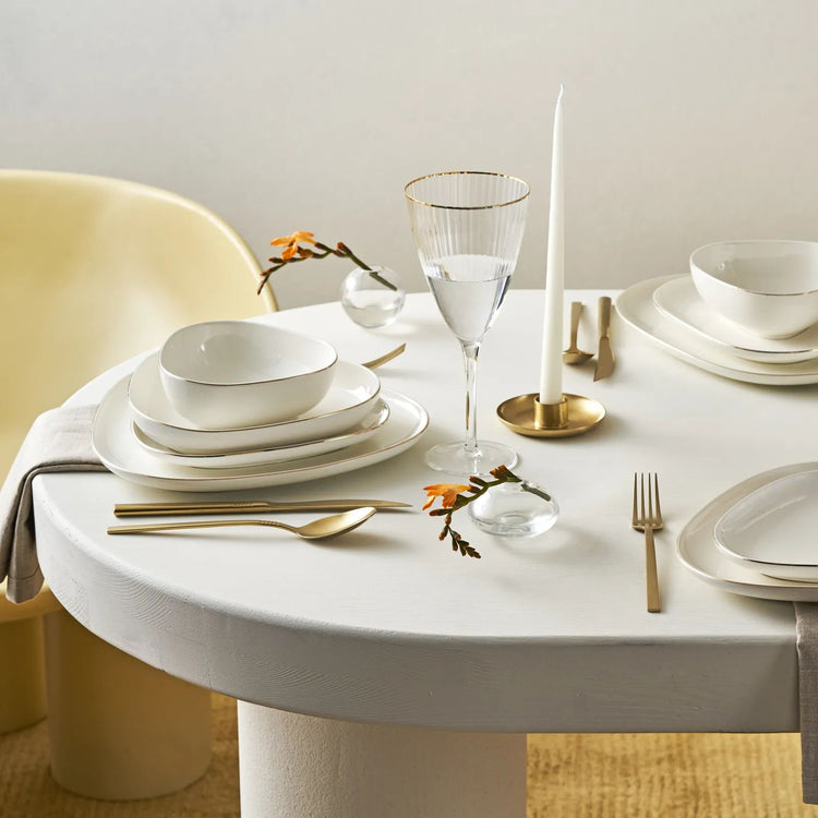 Karaca Streamline Triangle 24 Pieces 6 Person Dinnerware Set, Gold