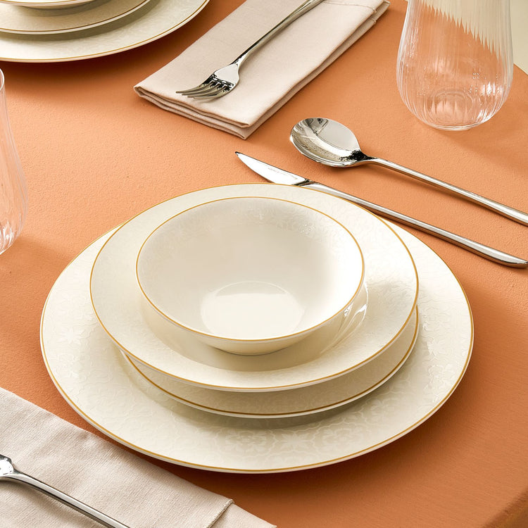 Karaca Lara 24 Pieces 6 Person Porcelain Dinnerware Set, White