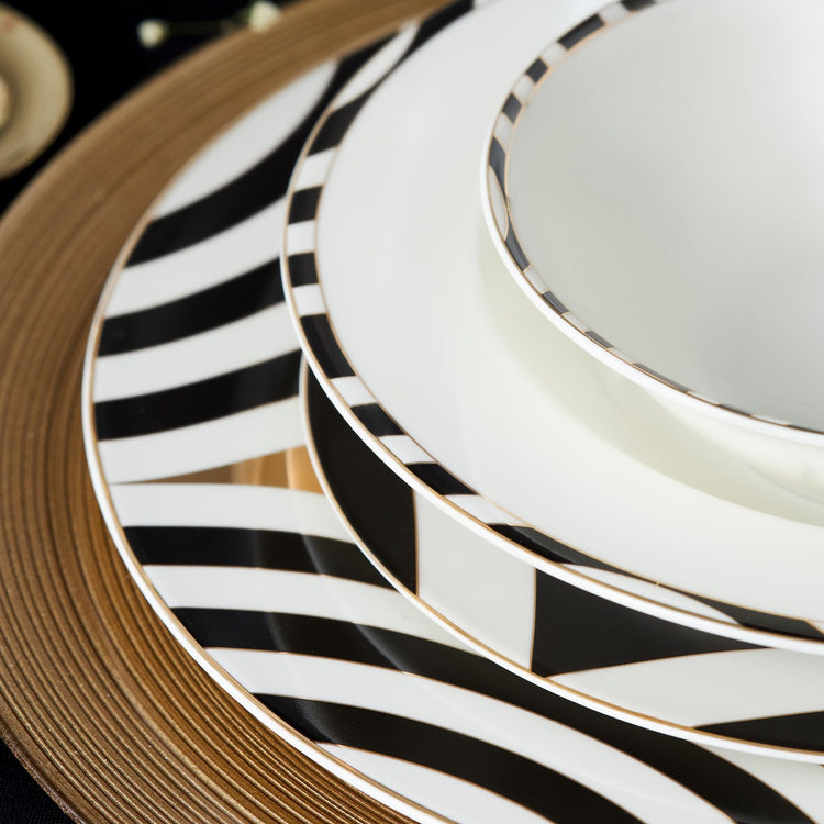 Karaca Roll 24 Pieces 6 Person Dinnerware Set, Black